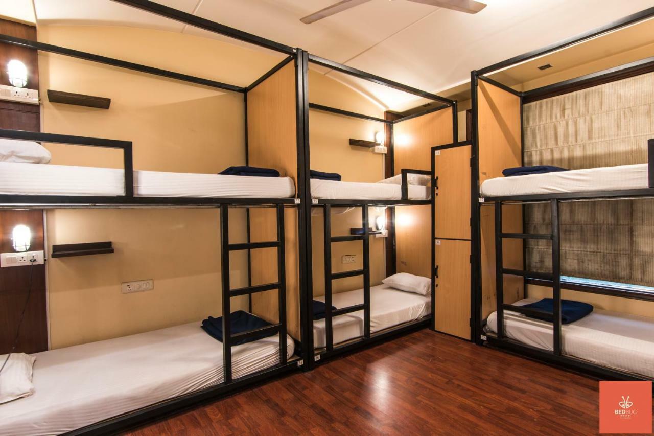 Madpackers Delhi West Hostel New Delhi Exterior photo